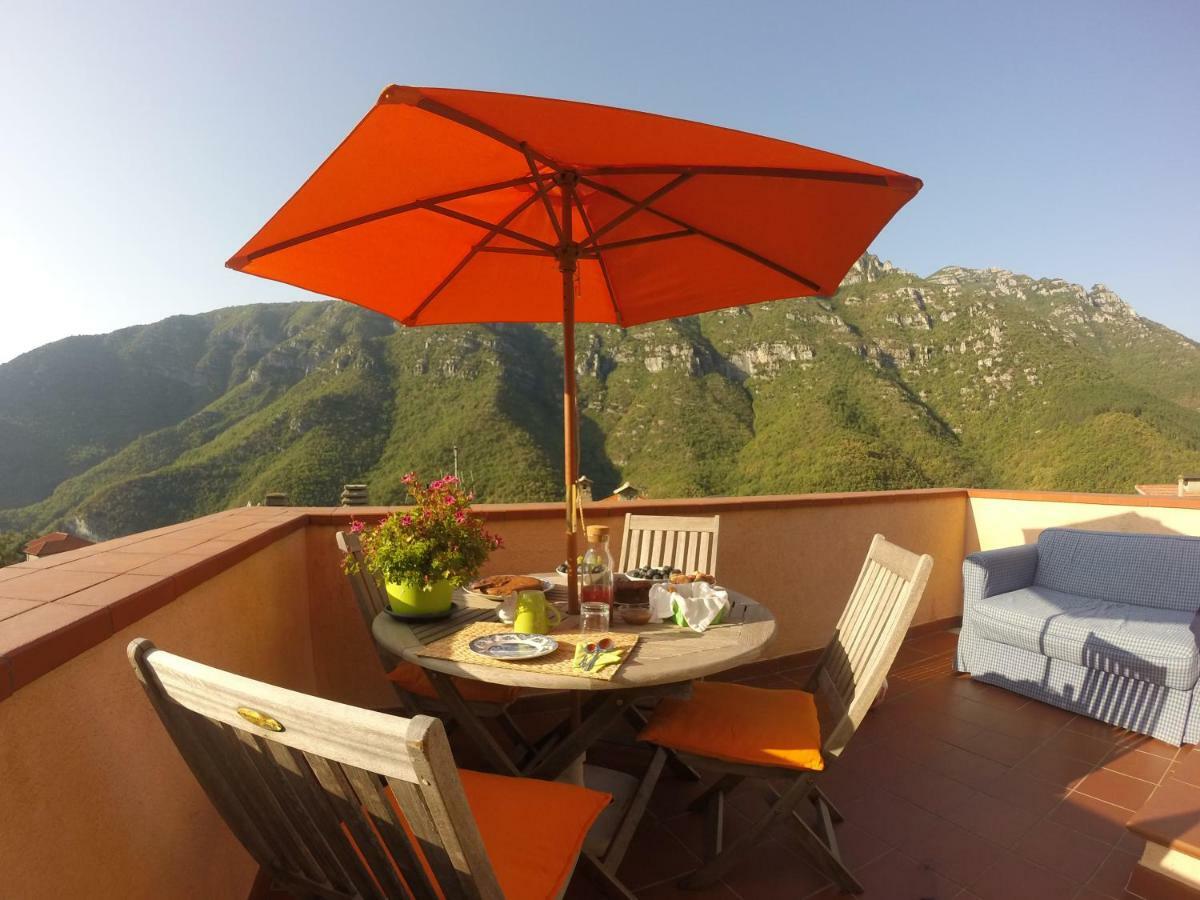 Arve Castelbianco - B&B E Appartamento Colletta エクステリア 写真