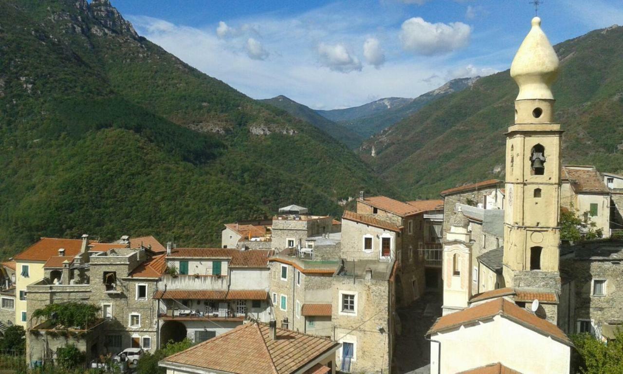 Arve Castelbianco - B&B E Appartamento Colletta エクステリア 写真